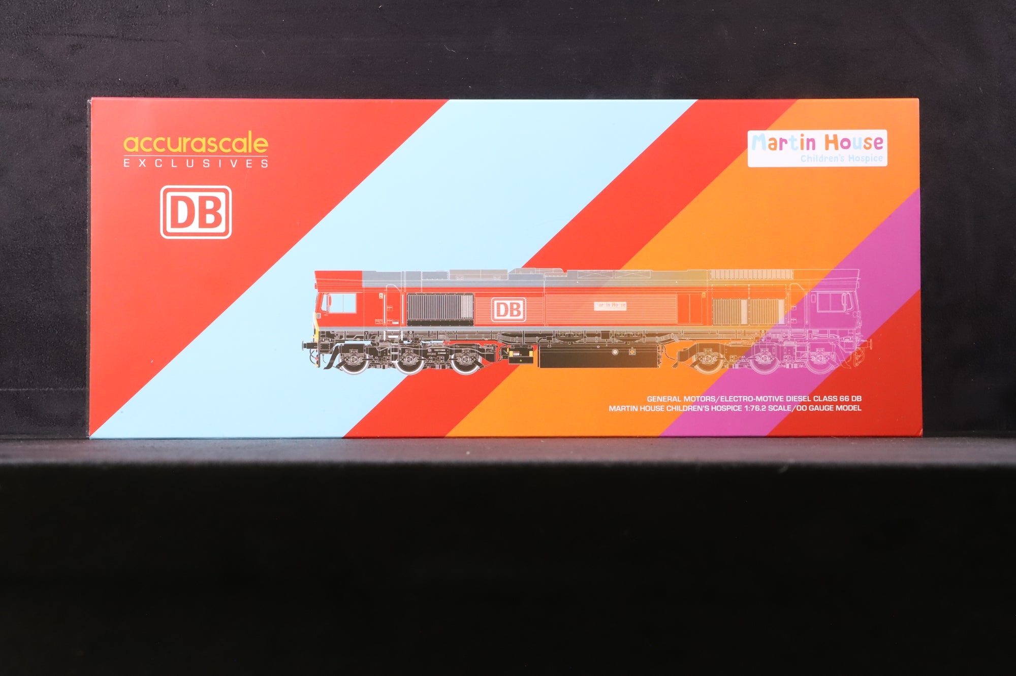 Accurascale OO ACC3022-DCC Class 66 66190 'Martin House Children's Hospice' in DB Red - DCC Sound