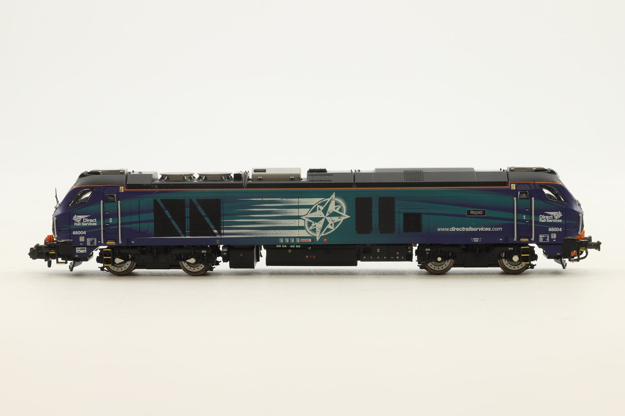 Dapol N 2D-022-008 Class 68 Rapid '68004' DRS Compass