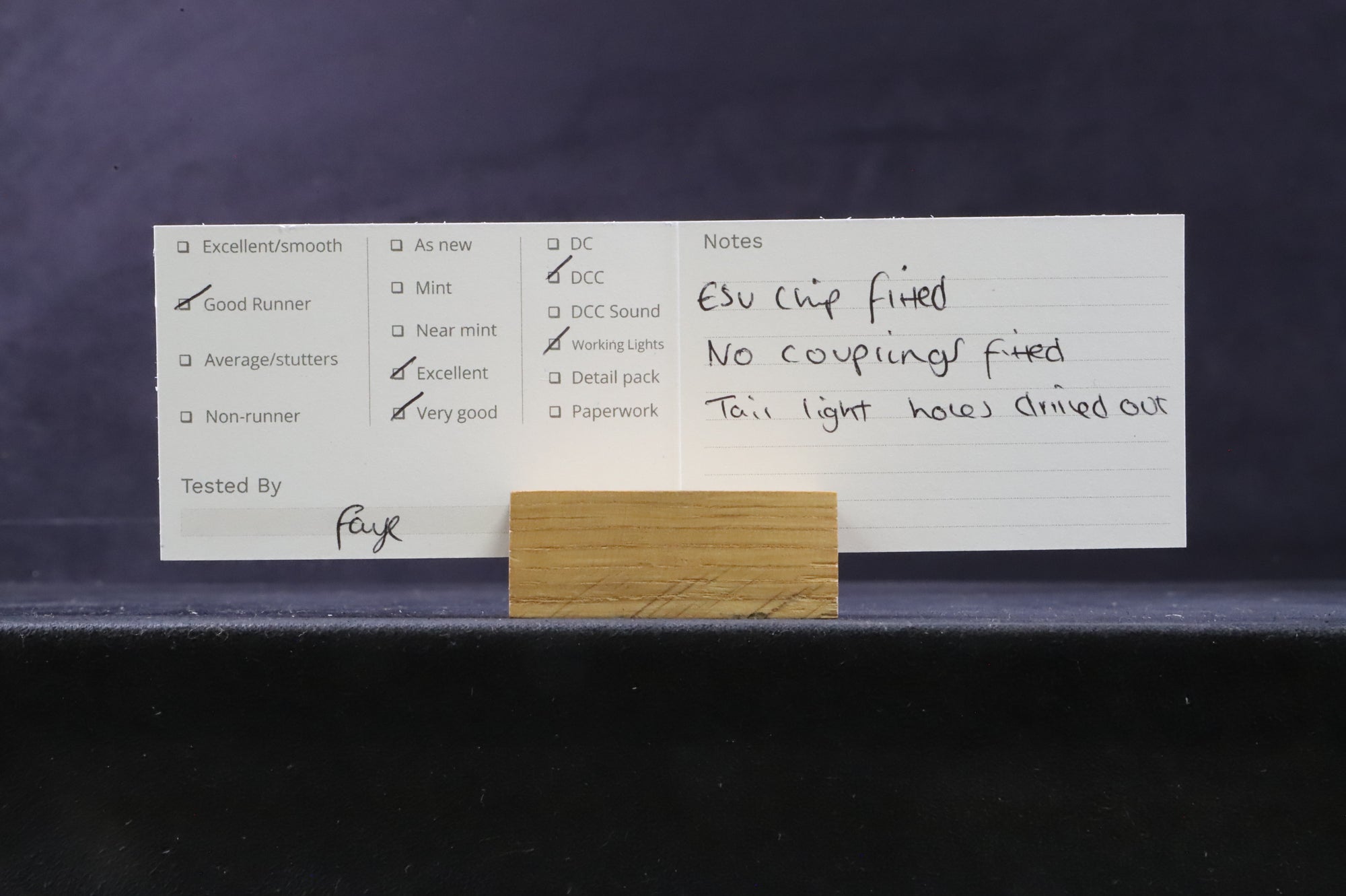 Heljan OO 2310 Class 23 'Baby Deltic' D5907 in BR Green w/ Small Yellow Panels