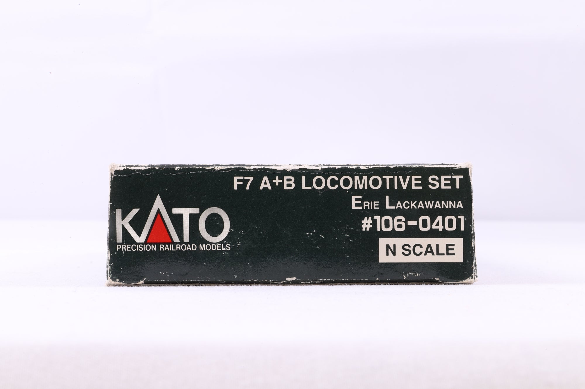 Kato N 106-0401 F7 A+B Set Erie Lackawanna '6351' & '6322'