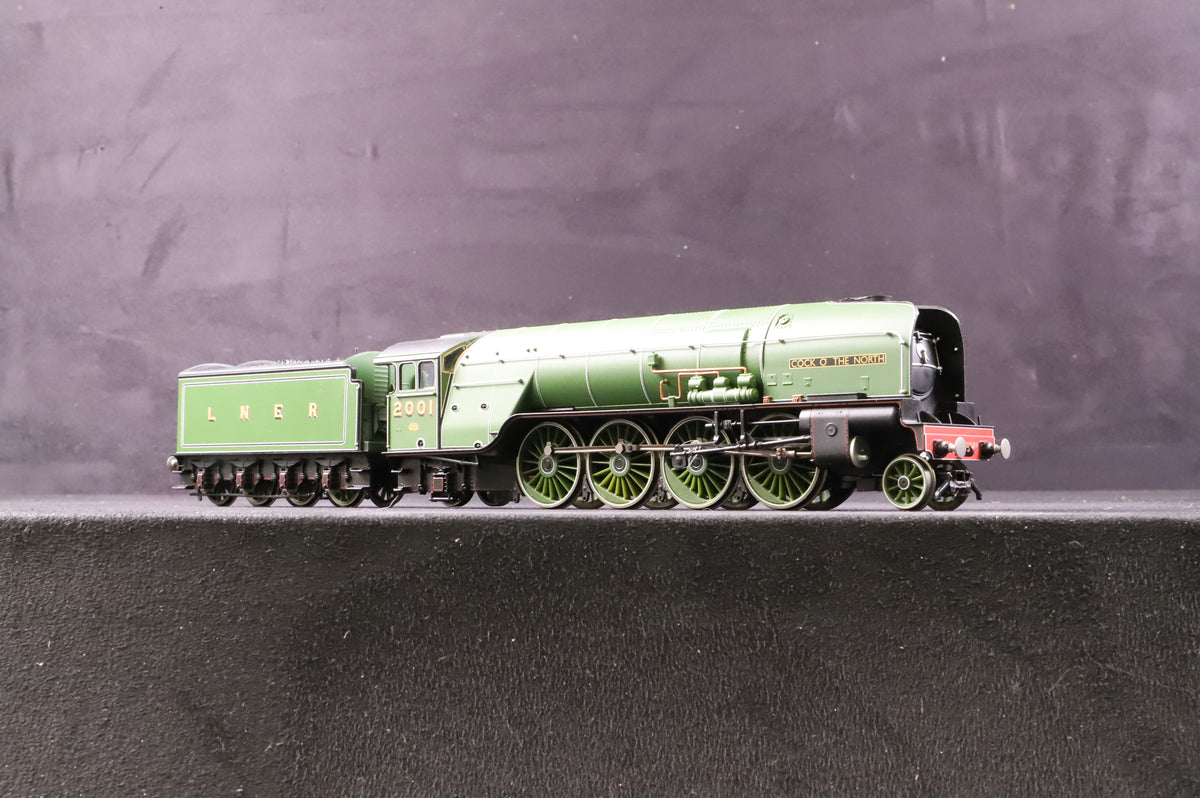 Hornby OO R3207 Class P2 2001 &#39;Cock O The North&#39; in LNER Lined Green
