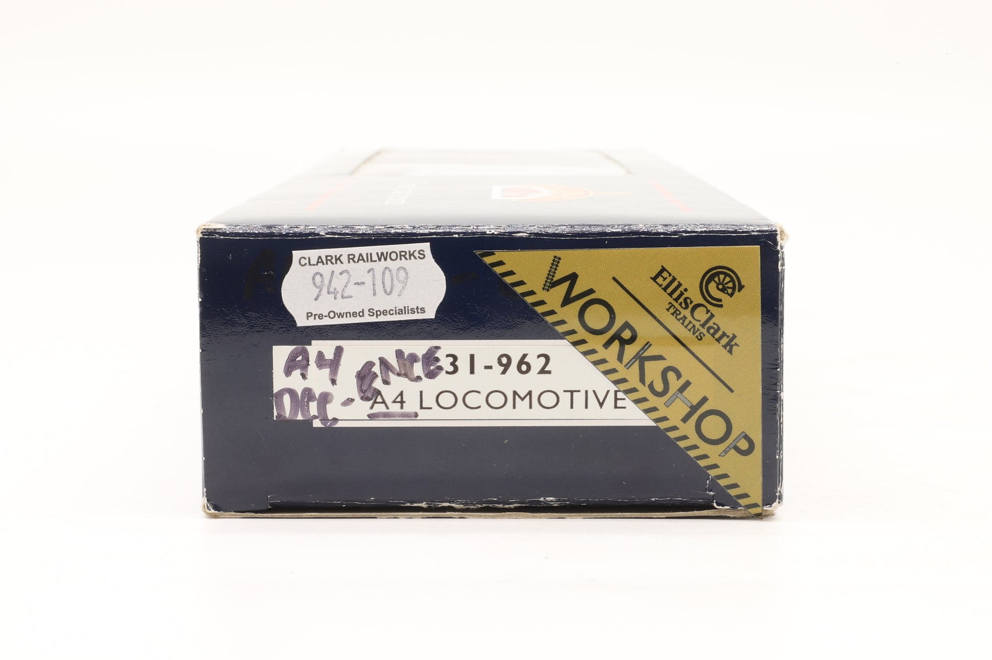 WORKSHOP Bachmann OO 31-962 Class A4 '4496' 'Golden Shuttle' LNER Black Ltd Ed 81/ 350 Non Runner