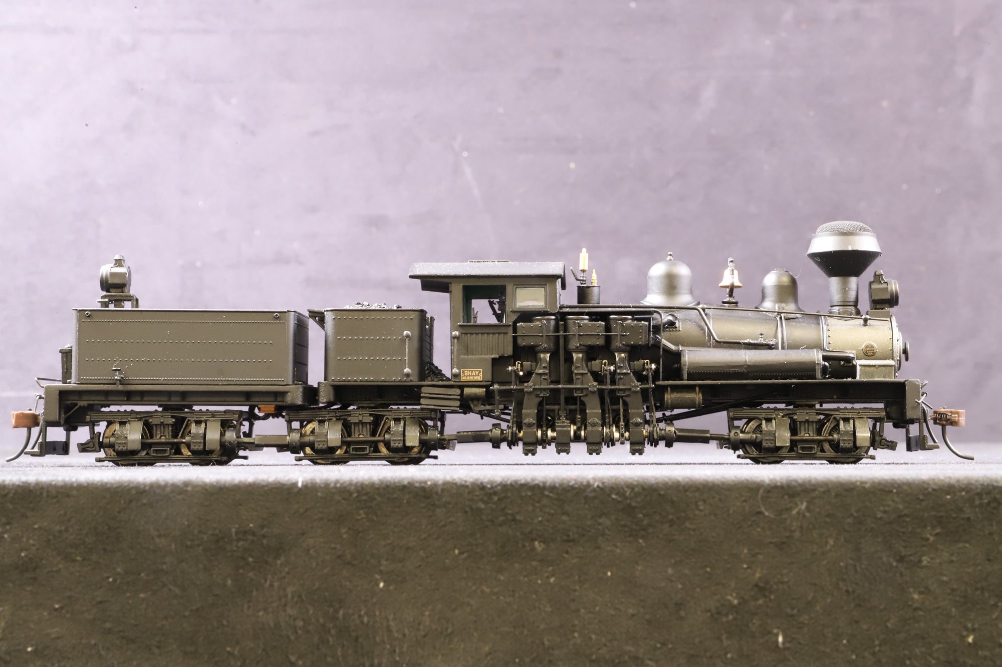 Spectrum HO 81901 80 Ton Truck Shay Steam Locomotive Wood Cab