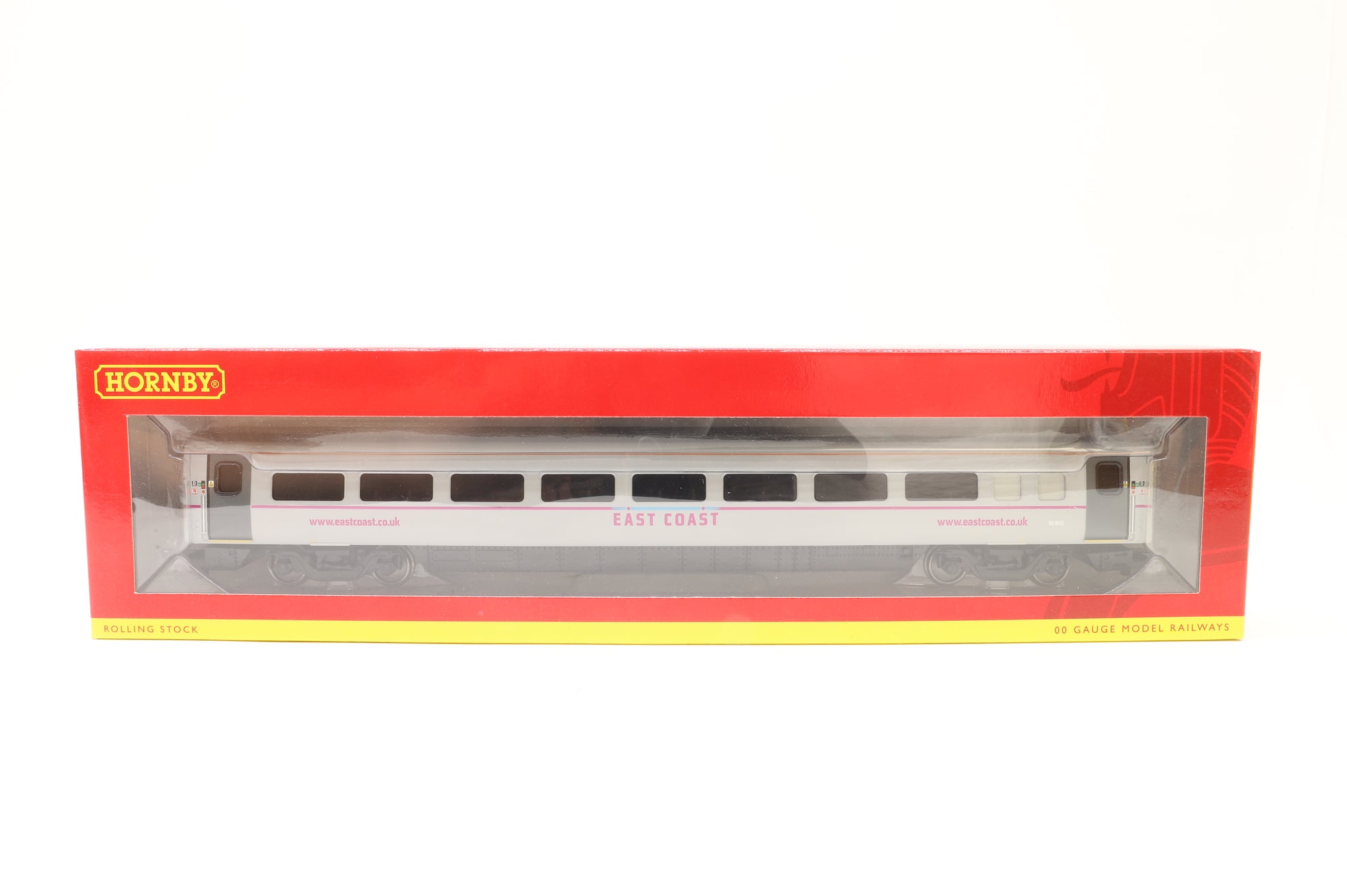 Hornby OO Rake Of 7 Mk4 Coaches East Coast Inc. R4666B, R4666, R4665A, R4666A, R4666C, R4665 & R4667