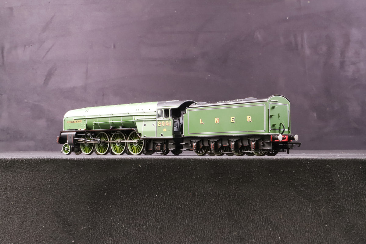 Hornby OO R3207 Class P2 2001 &#39;Cock O The North&#39; in LNER Lined Green