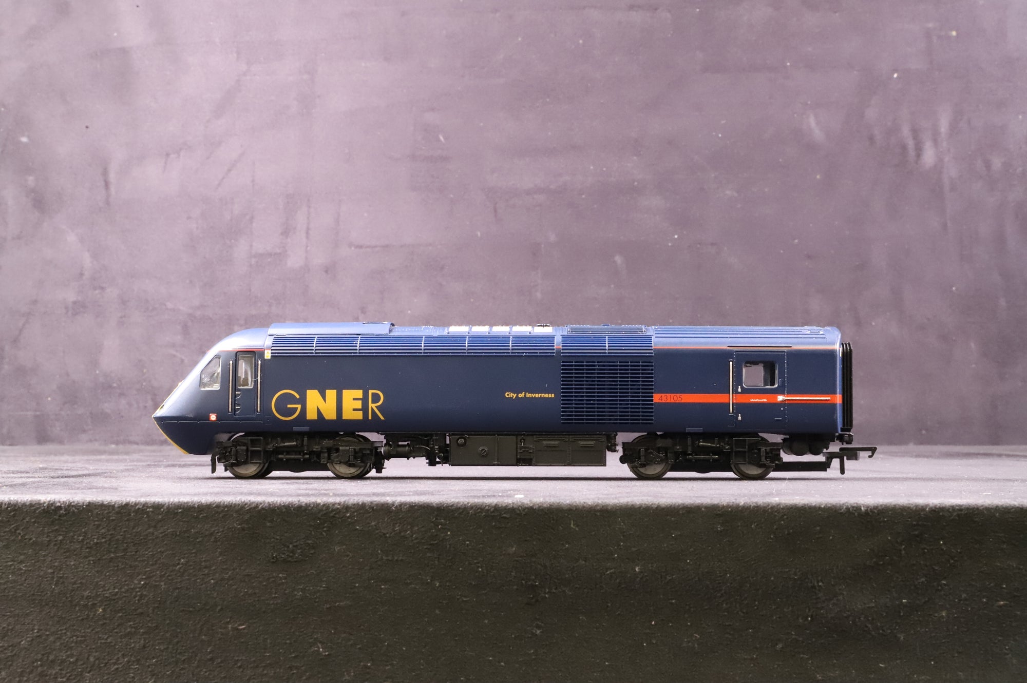 Hornby OO R2703X Class 43 HST GNER Pack DCC Fitted