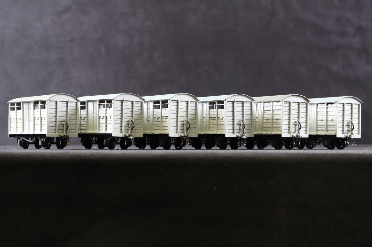 Kit Built OOn3 12mm Rake of 6 County Donegal Wagons