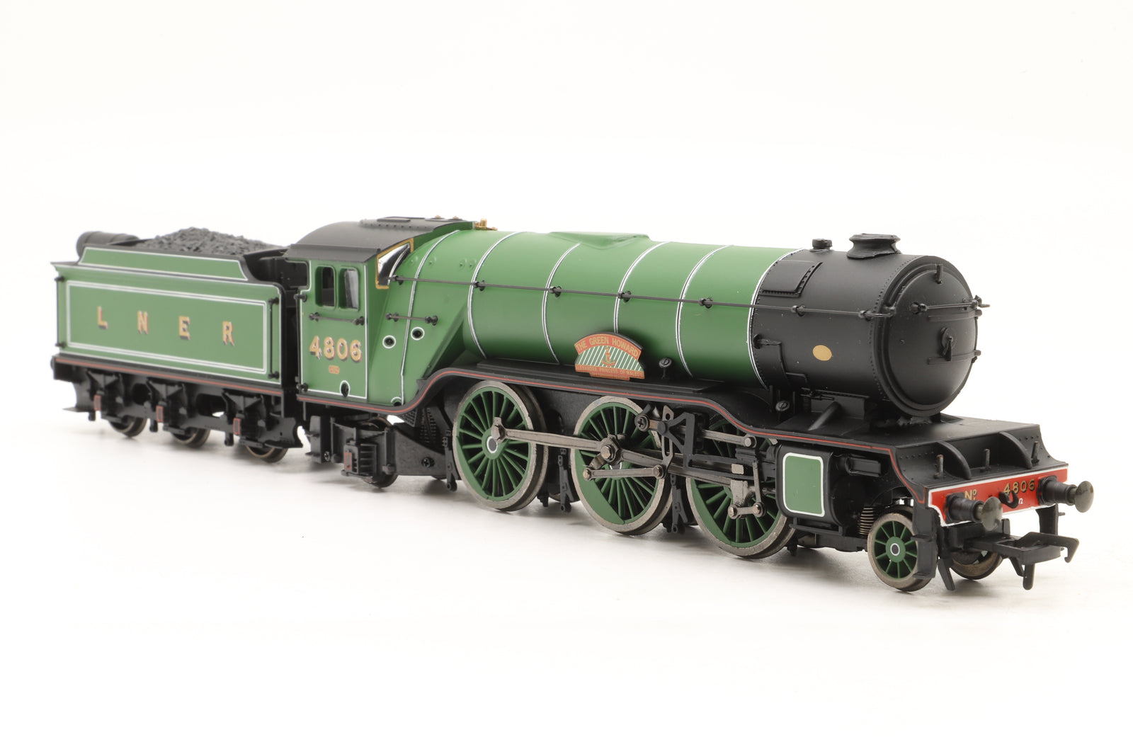 Bachmann OO 31-560 Class V2 '4806' 'Green Howard'LNER Darlington Green Stepped Tender