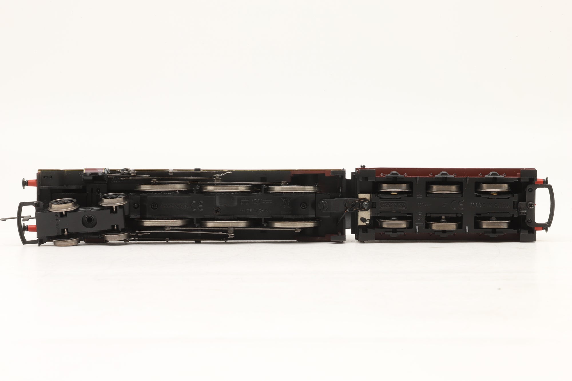 Hornby OO R2936 Patriot Class Illustrious No.5532