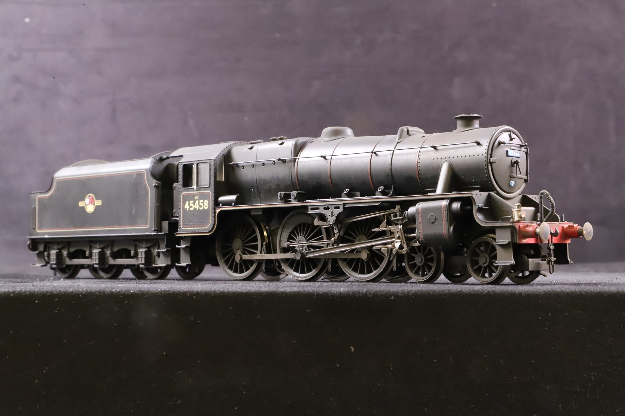 Hornby OO R2857 Class 5MT '45458' BR Lined Black L/C Weathered