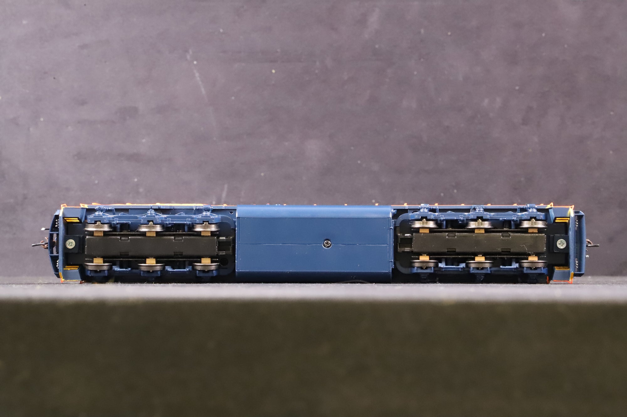 Athearn HO ATH2087 SD40-2 Diesel Locomotive '7613' B&O Chessie System DCC Sound