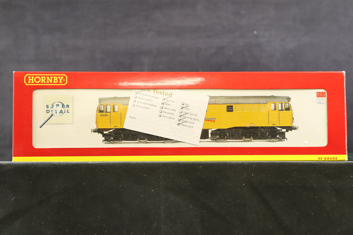Hornby OO R3044X Network Rail AIA-AIA Diesel Electric Class 31, DCC Fitted