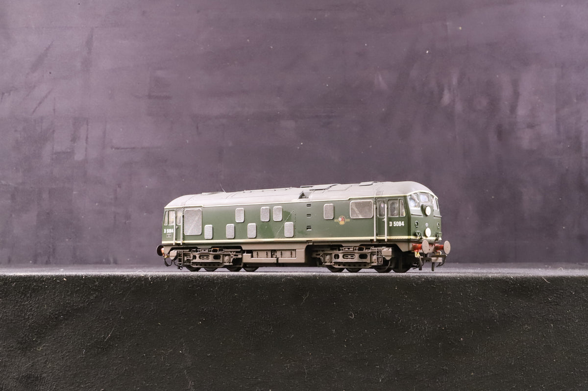 Bachmann OO 32-443 Class 24/1 &#39;D5094&#39; BR Green, Weathered