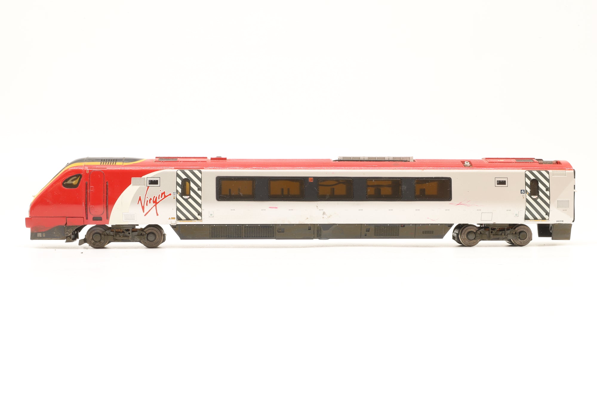 WORKSHOP Bachmann OO 32-602 Class 220 Voyager 4-Car Unit 22018 'Dorset Voyager' in Virgin Trains Livery – Weathered