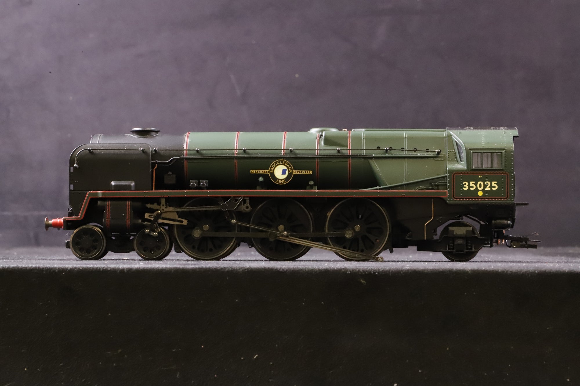 WORKSHOP Hornby OO R2267 Merchant Navy Class '35025' 'Brocklebank Line' BR Green E/C DCC Fitted Non Runner