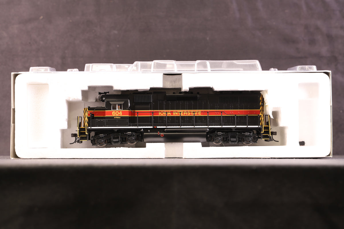 Atlas HO 9174 GP-38 Low Nose Loco Iowa Interstate &#39;604&#39;, DCC Fitted