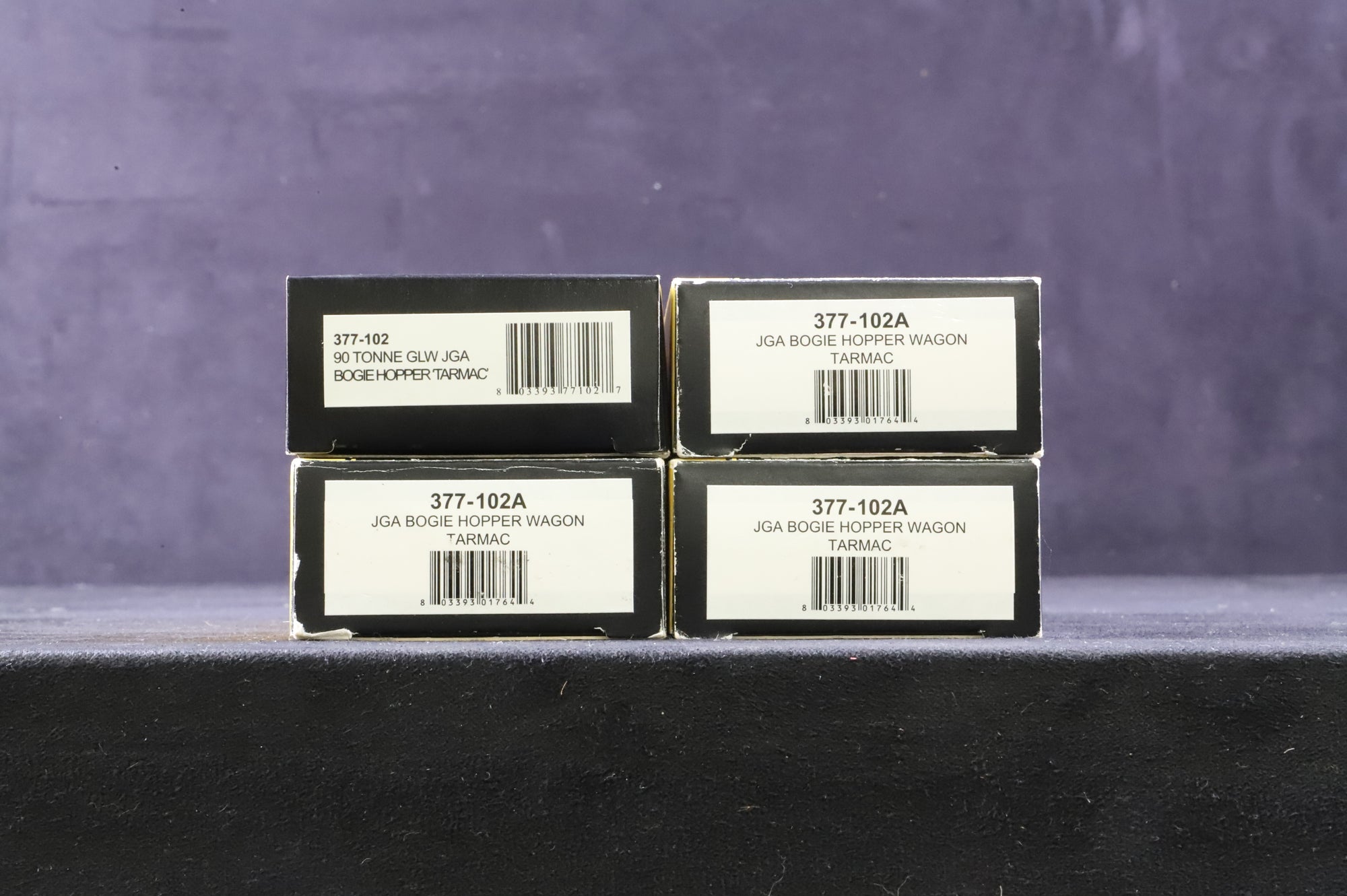 Graham Farish N 377-102(A) Rake Of 4 JGA Bogie Hopper Wagons 'Tarmac'