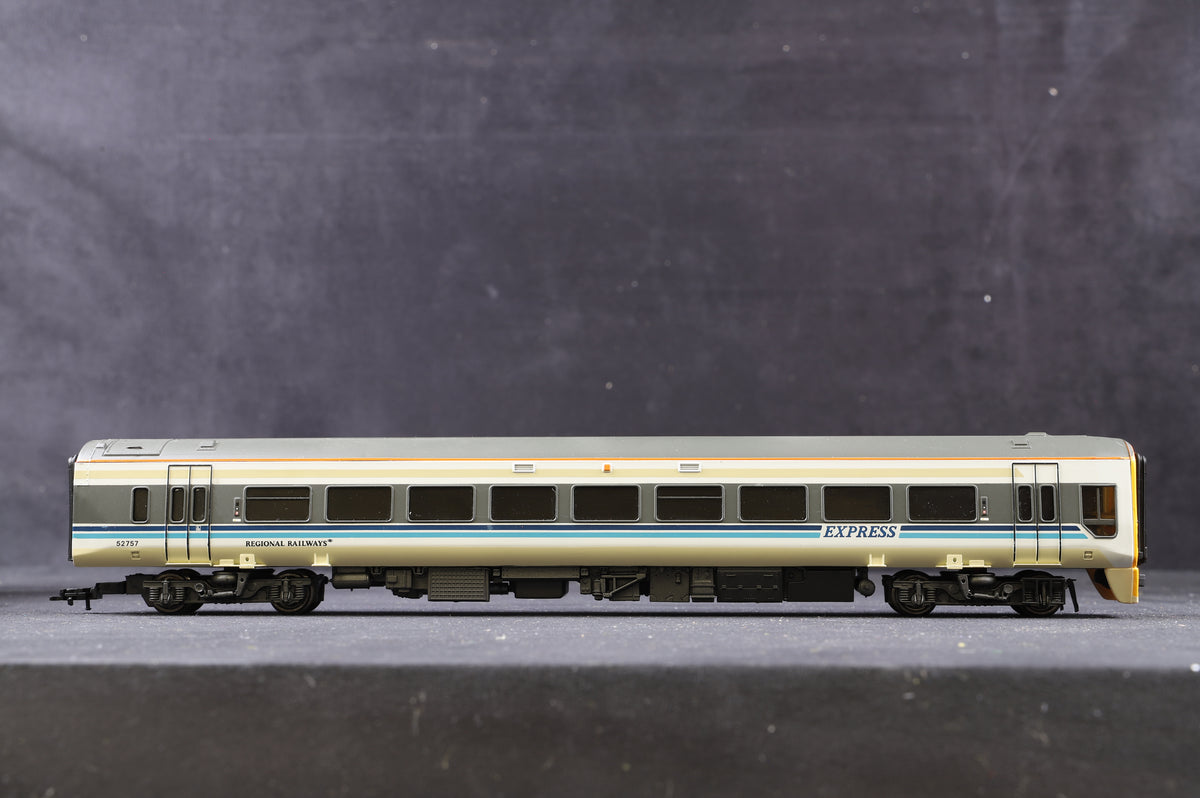 Bachmann OO 31-503 158 2 Car DMU Regional Railways