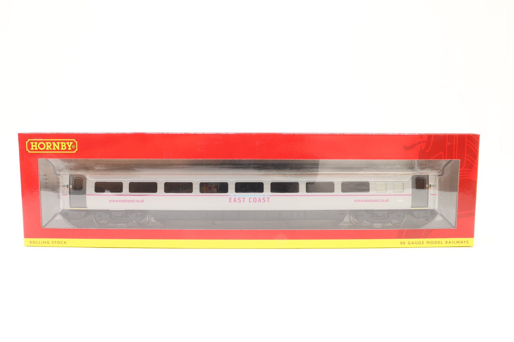 Hornby OO Rake Of 7 Mk4 Coaches East Coast Inc. R4666B, R4666, R4665A, R4666A, R4666C, R4665 & R4667