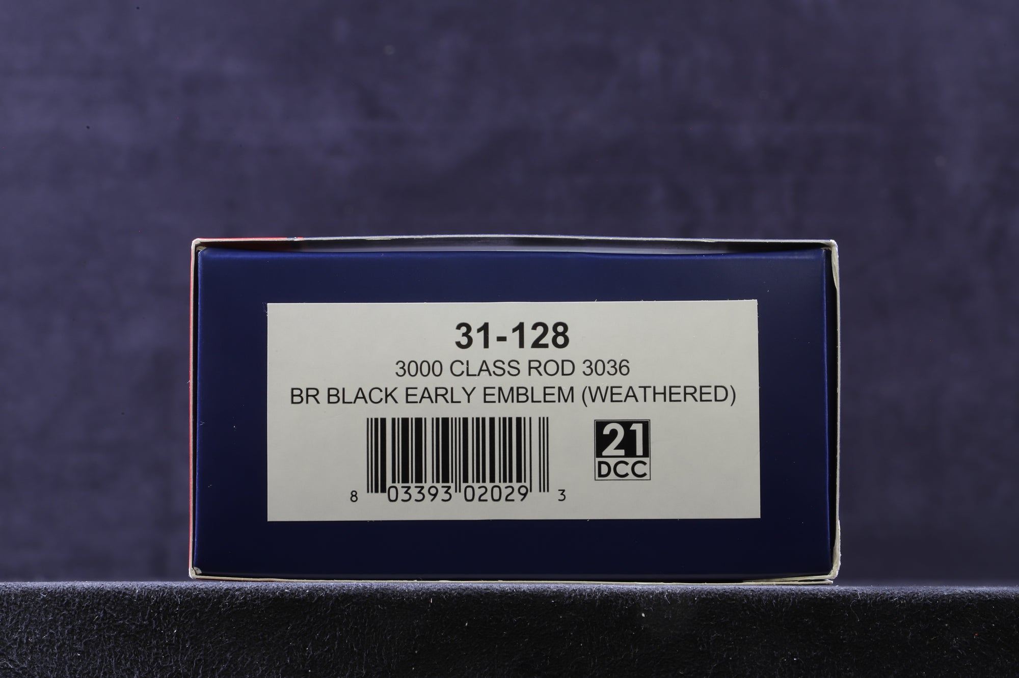 Bachmann OO 31-128 3000 Class ROD 3036 in BR Black with Early Crests - Weathered