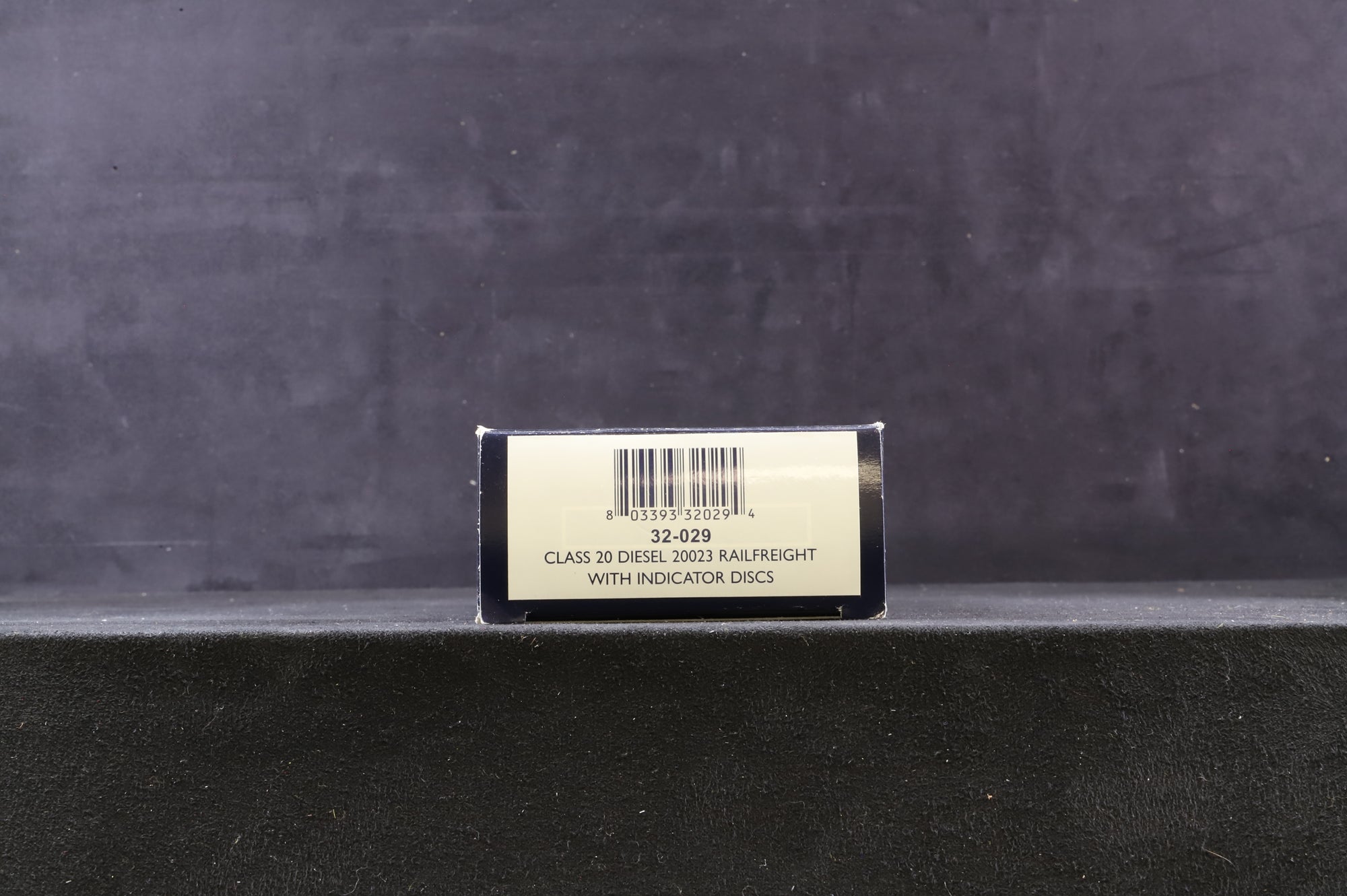 Bachmann OO 32-029 Class 20 '20023' Diesel Railfreight With Indicator Discs, DCC Sound