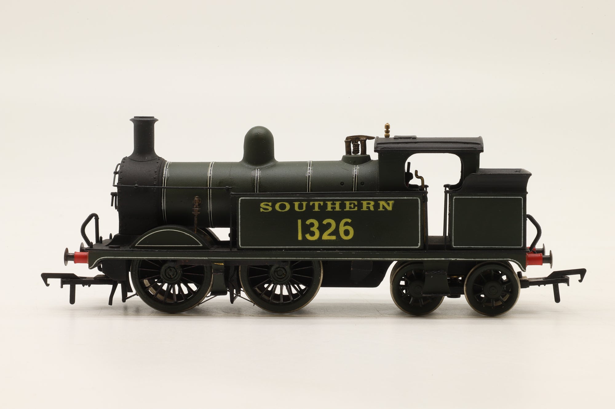 OO Works OO SOO2 H Class '1326' SR Olive