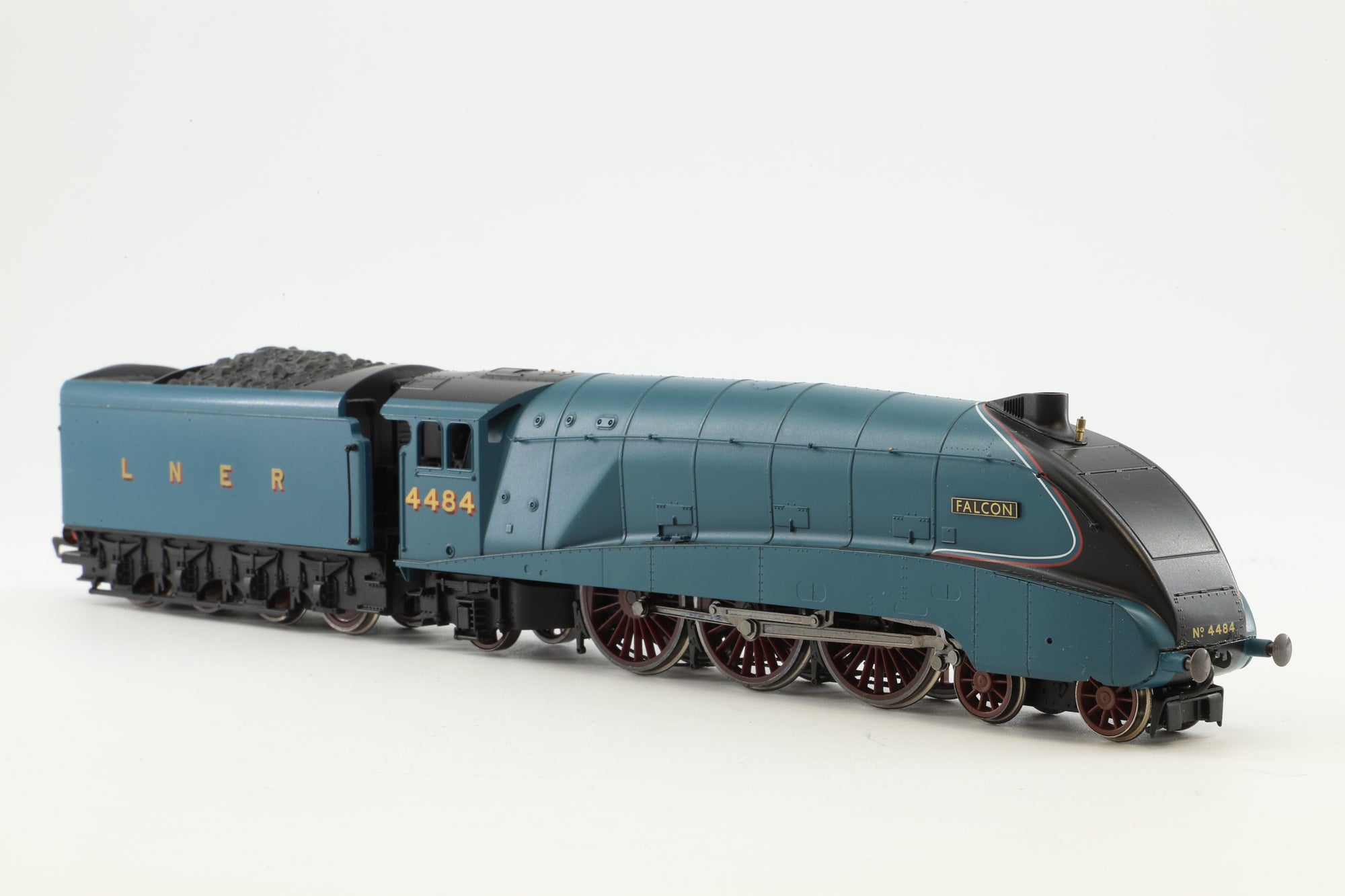 WORKSHOP Hornby OO R2779 LNER Class A4 'Falcon' 4484', DCC Fitted