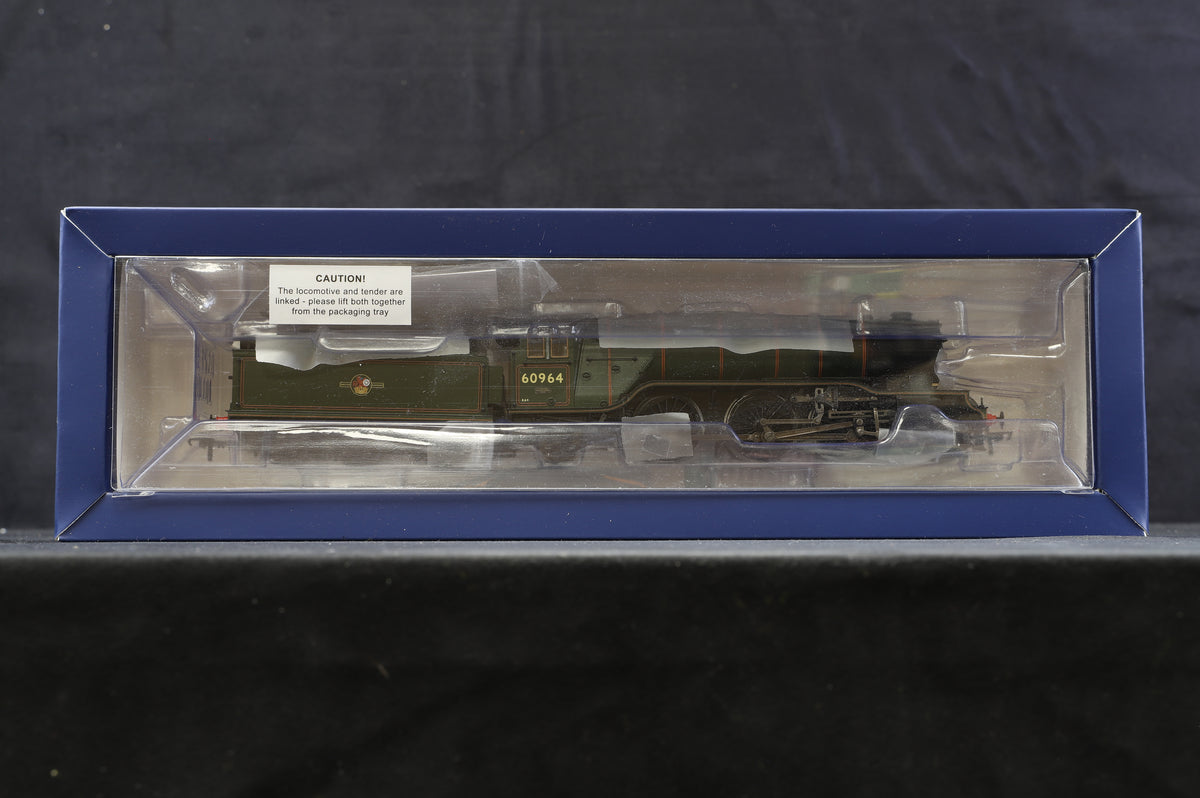 Bachmann OO 35-203Z LNER V2 Class &#39;60964&#39; &#39;Durham Light Infantry&#39; BR Lined Green Late Crest, Excl. Rails