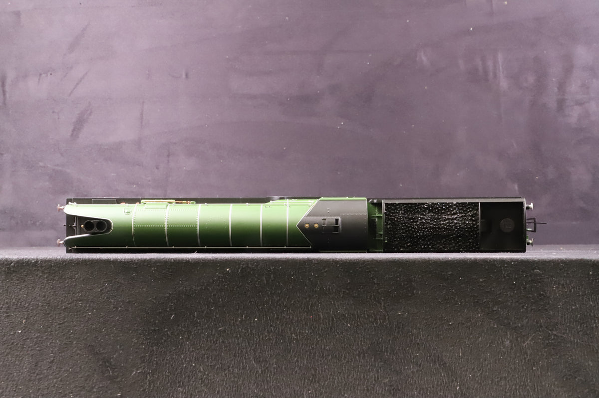 Hornby OO R3207 Class P2 2001 &#39;Cock O The North&#39; in LNER Lined Green