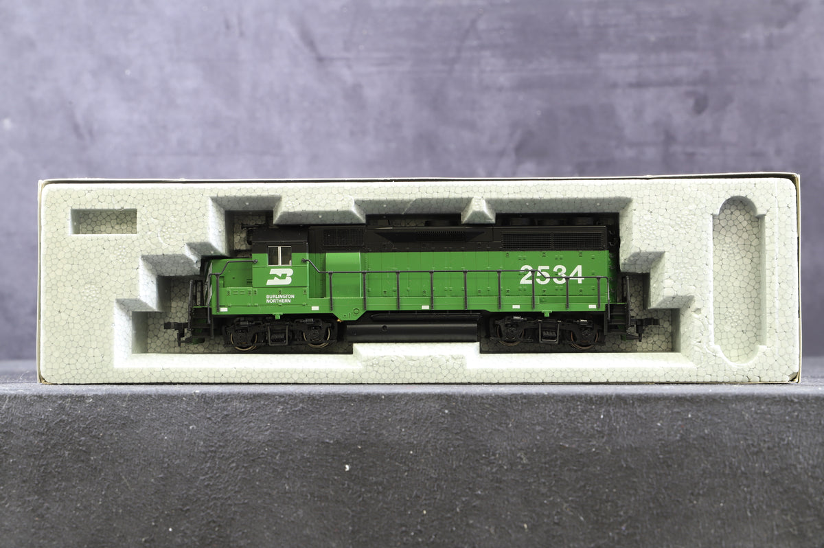 Kato HO 37-044 EMD GP35 Diesel Locomotive Burlington Northern &#39;2534&#39;