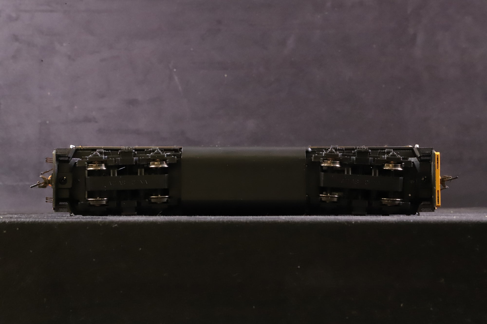 Atlas HO 10000401 GP40-2 Loco No.3109 in Rio Grande Black w/ Wasp Stripes