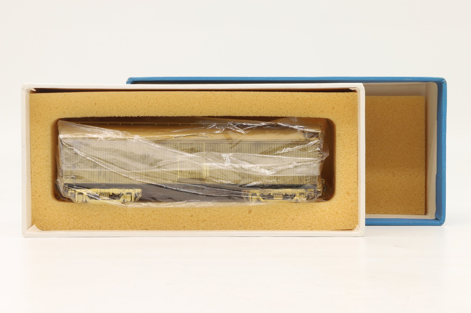 Rail Works Ltd HO Brass Lackawanna 42' Wood Milk Car – Partially Painted