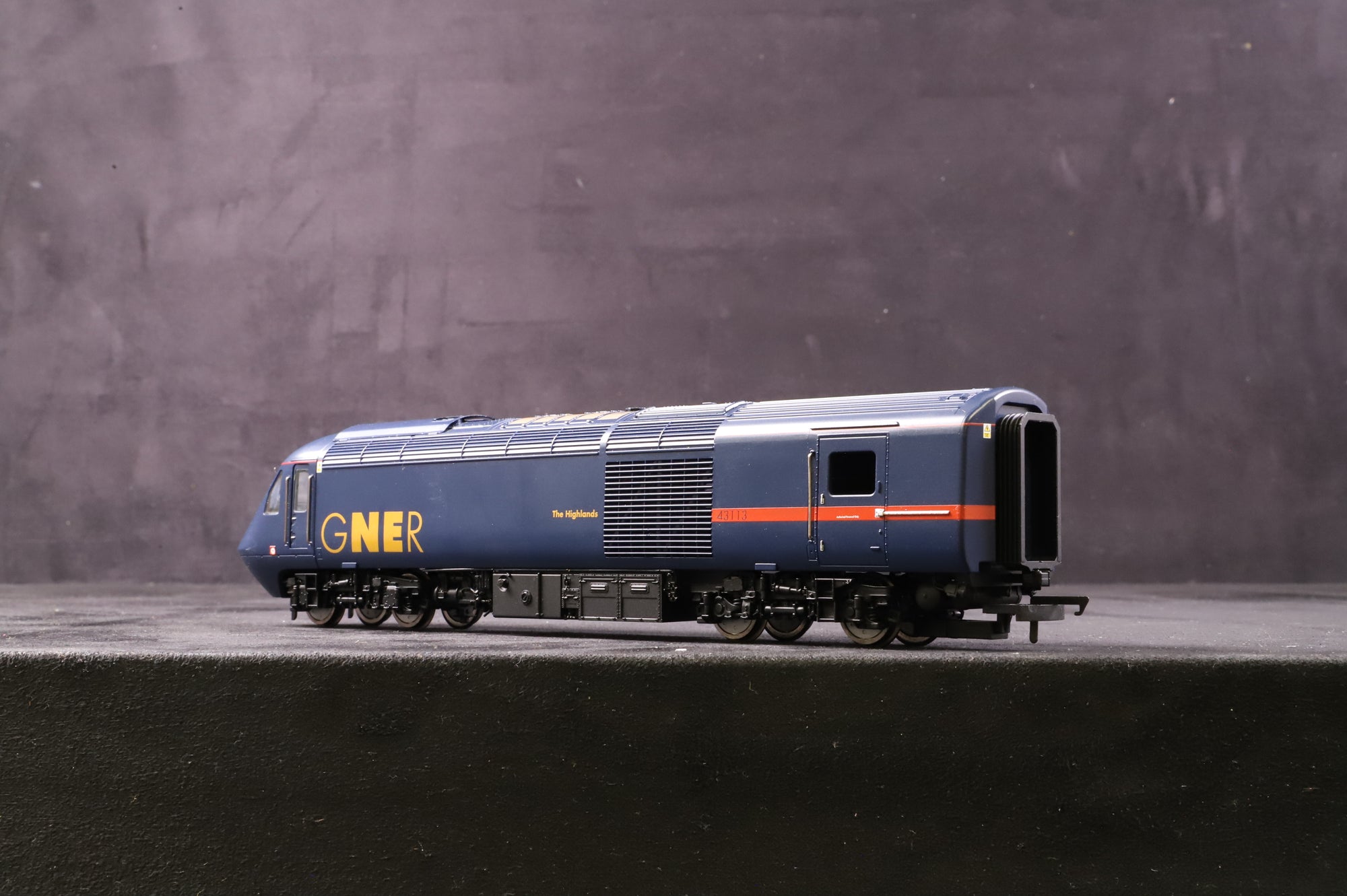 Hornby OO R2703X Class 43 HST GNER Pack DCC Fitted