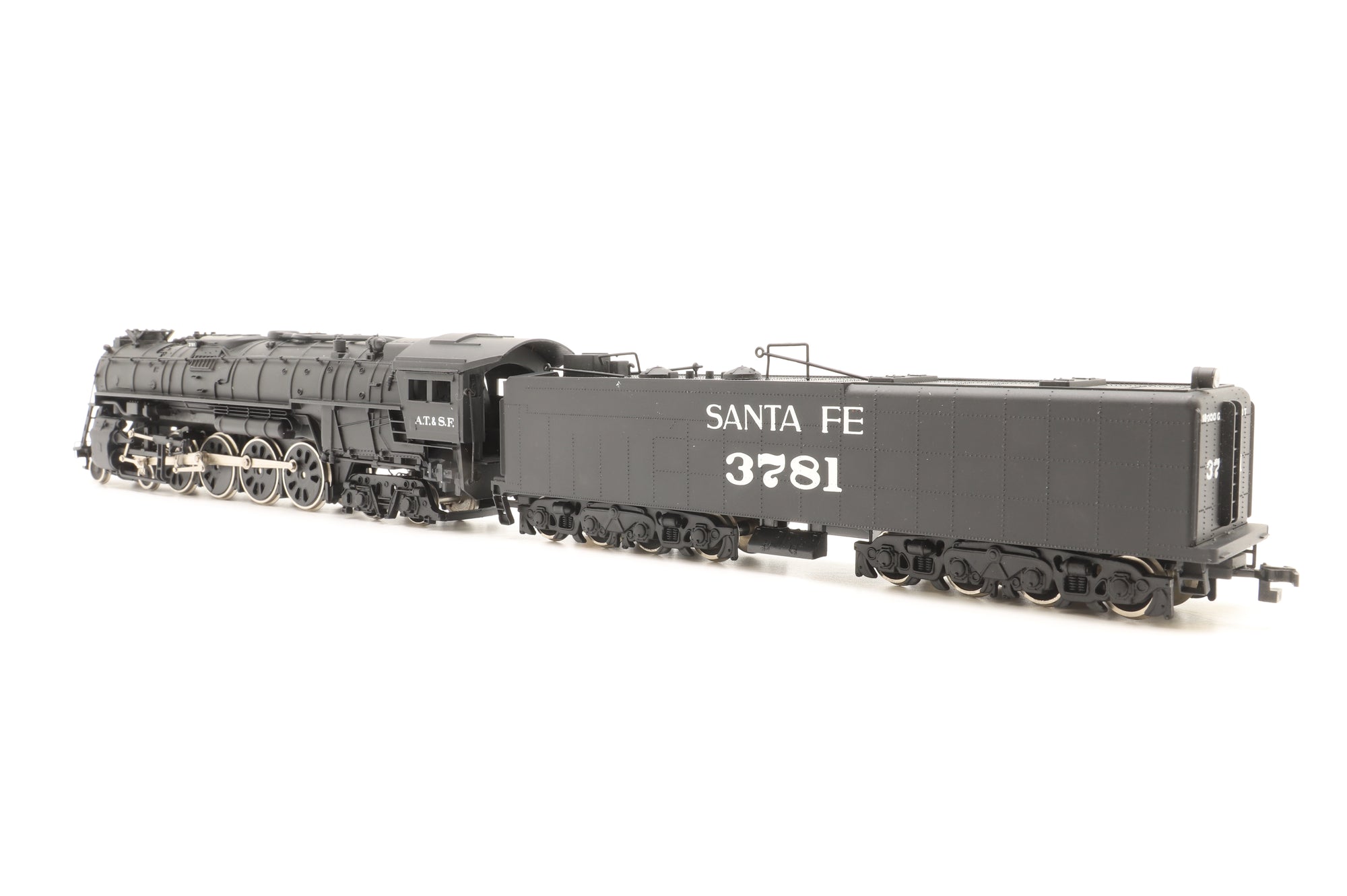 Bachmann Plus HO 11320 Northern 4-8-4 Steam Locomotive With Smoke