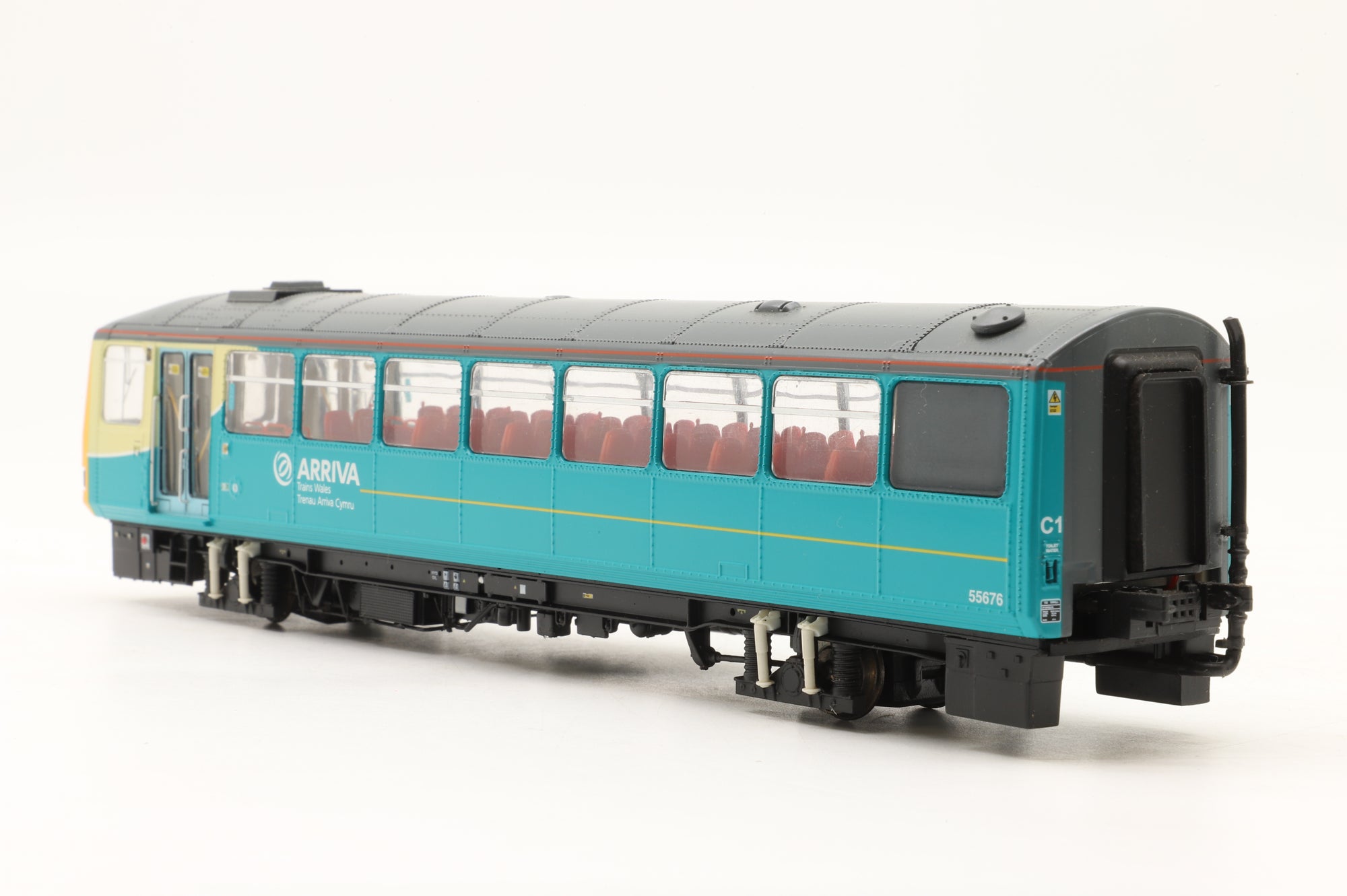 Realtrack Models OO RT143-212 Class 143 '143 610' Arriva Trains Wales DCC Fitted