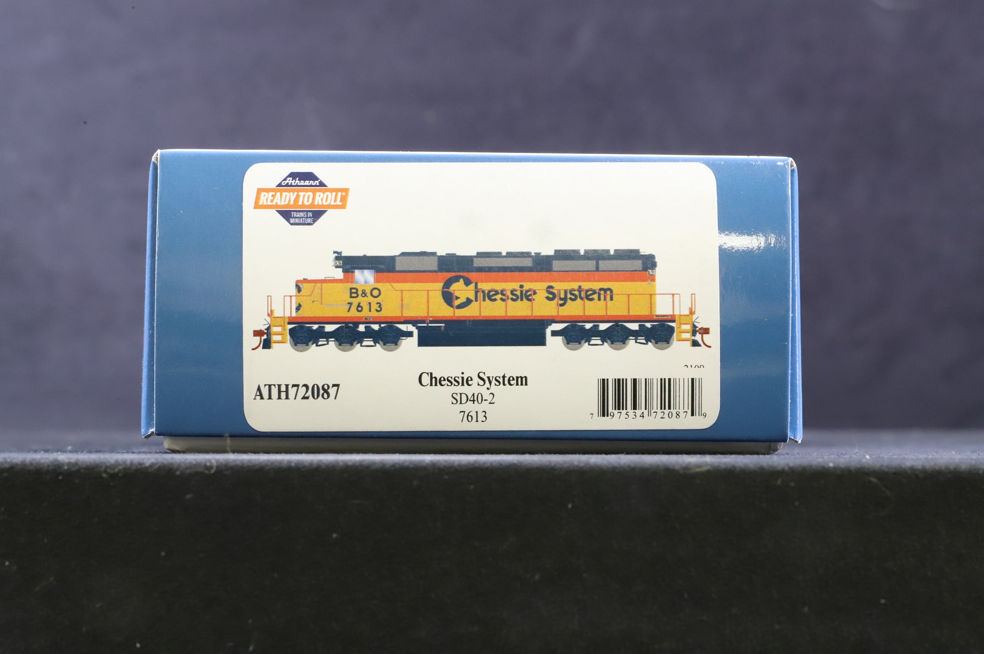 Athearn HO ATH2087 SD40-2 Diesel Locomotive '7613' B&O Chessie System DCC Sound