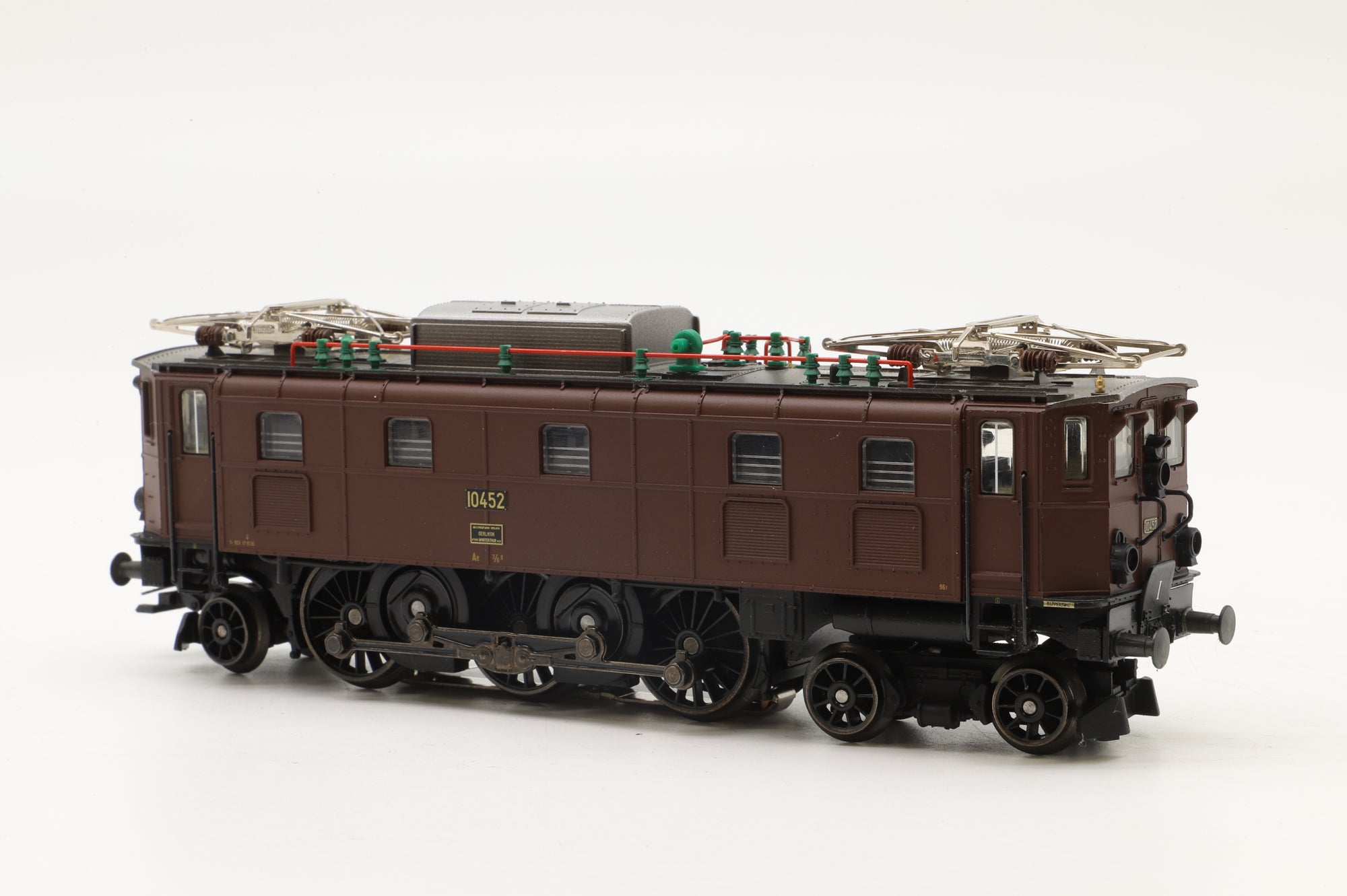 Marklin HO 37513 Class Ae 3/6 II Express Electric Locomotive 3 Rail MFX Sound