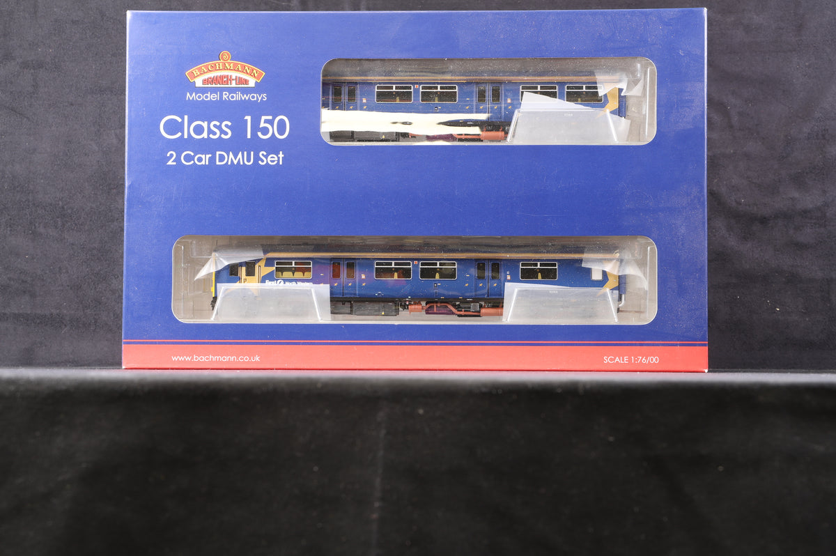 Bachmann OO 32-925 Class 150/1 DMU 2 Car First Northwestern