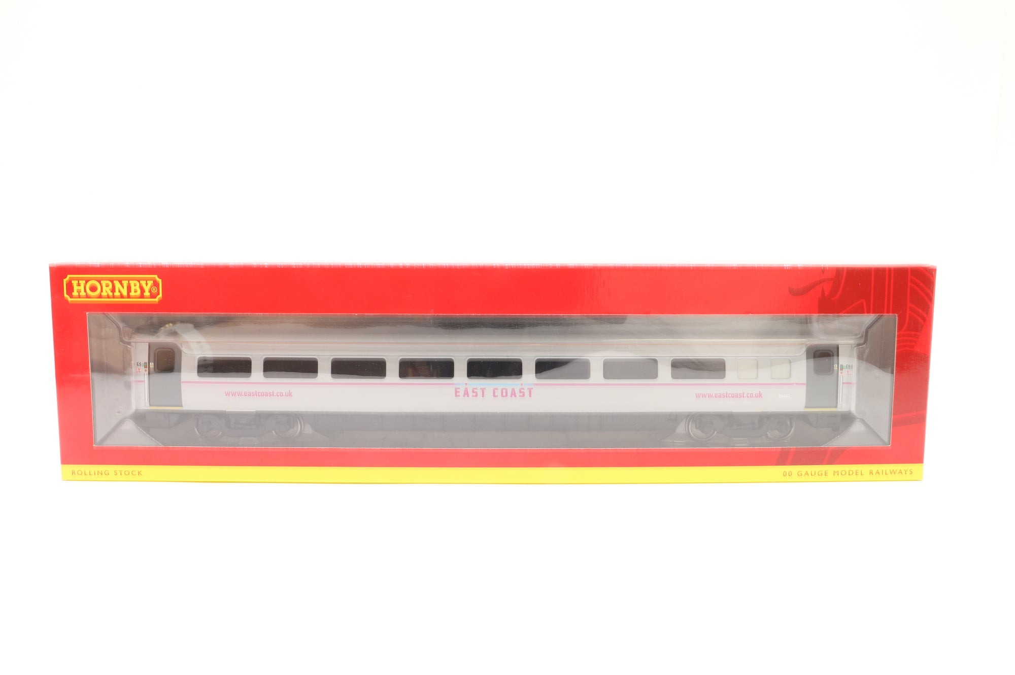 Hornby OO Rake Of 7 Mk4 Coaches East Coast Inc. R4666B, R4666, R4665A, R4666A, R4666C, R4665 & R4667