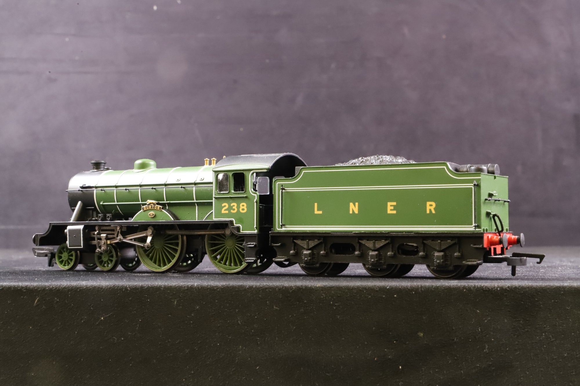 WORKSHOP Hornby Railroad OO R3296X Class D49/1 Hunt 'The Burton' '238' LNER Green DCC Fitted NON RUNNER