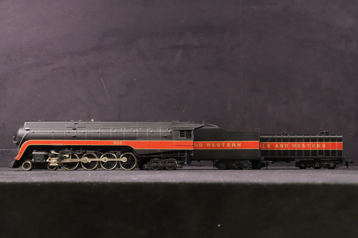 Bachmann HO 41-0678-A4 Norfolk &amp; Western Class J Double Tender Train Pack