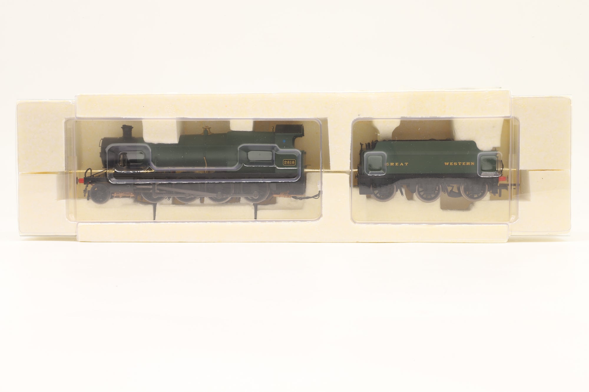 Hornby OO R2915 2-8-0 Class 2800 '2818' GWR Green