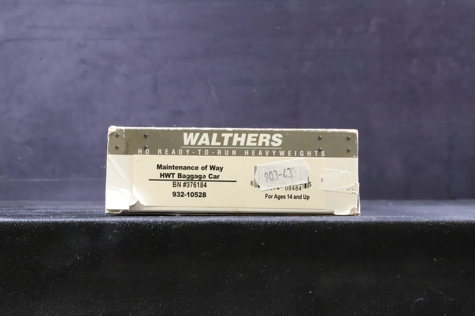 Walthers HO 932-10528 'BN 976184' Maintenance of Way HWT Baggage Car
