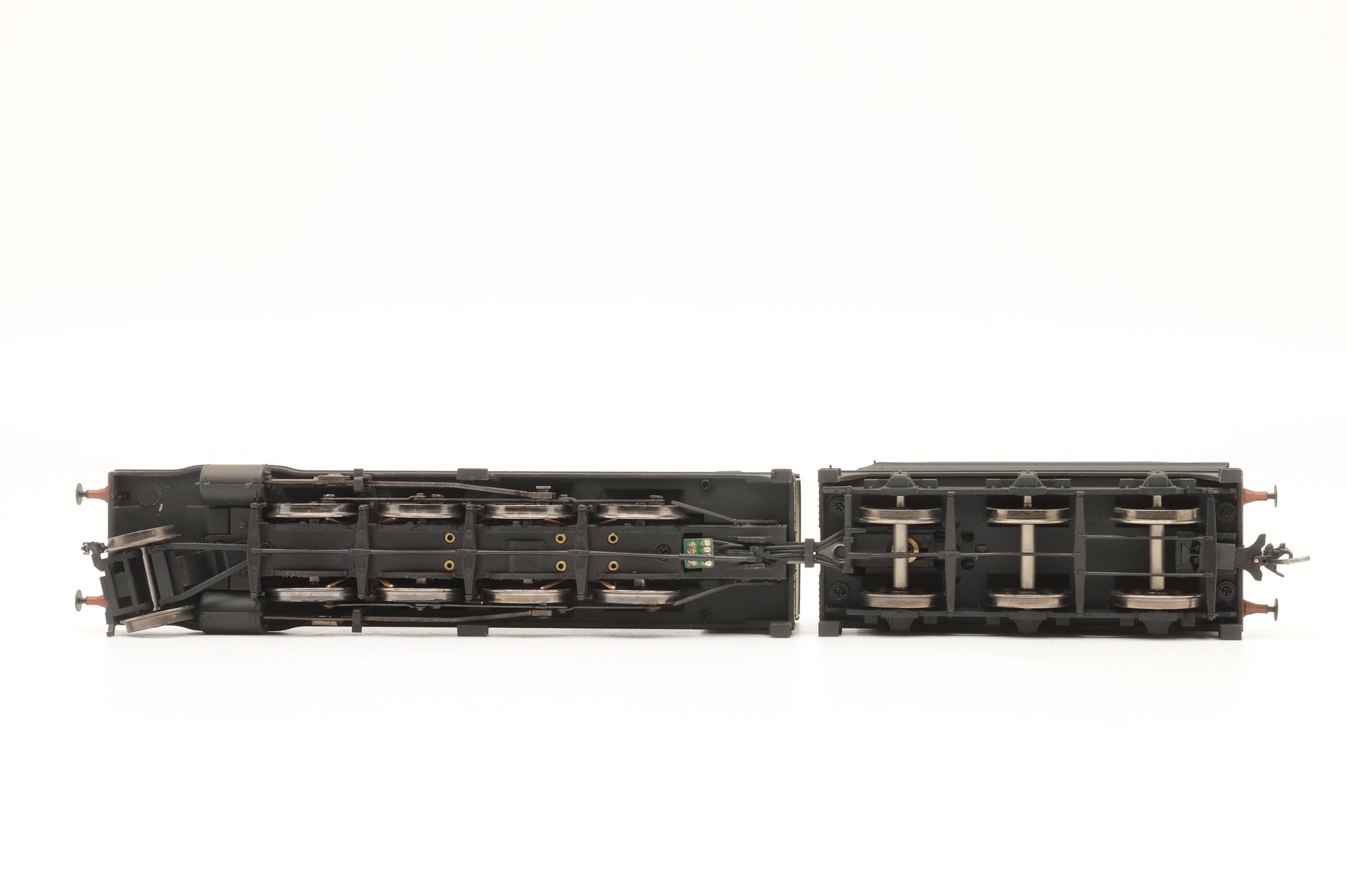 Bachmann OO 31-128 3000 Class ROD '3036' BR Black Early Emblem, Weathered & DCC Sound