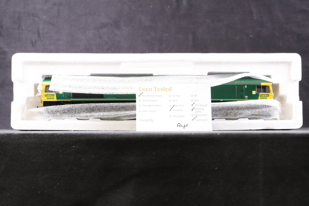 Bachmann OO 32-732 Class 66 &#39;66606&#39; Renumbered Freightliner, DCC Sound