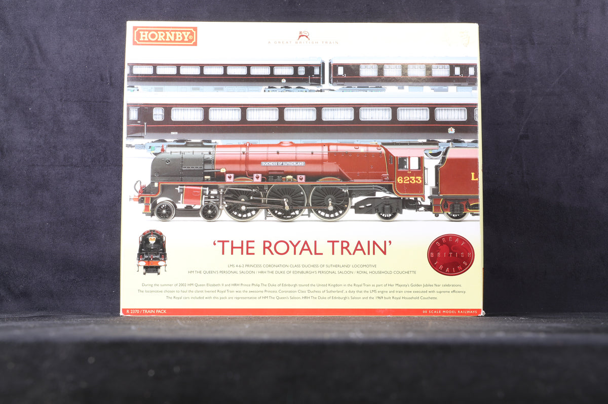 Hornby OO R2370 &#39;The Royal Train&#39; Train Pack