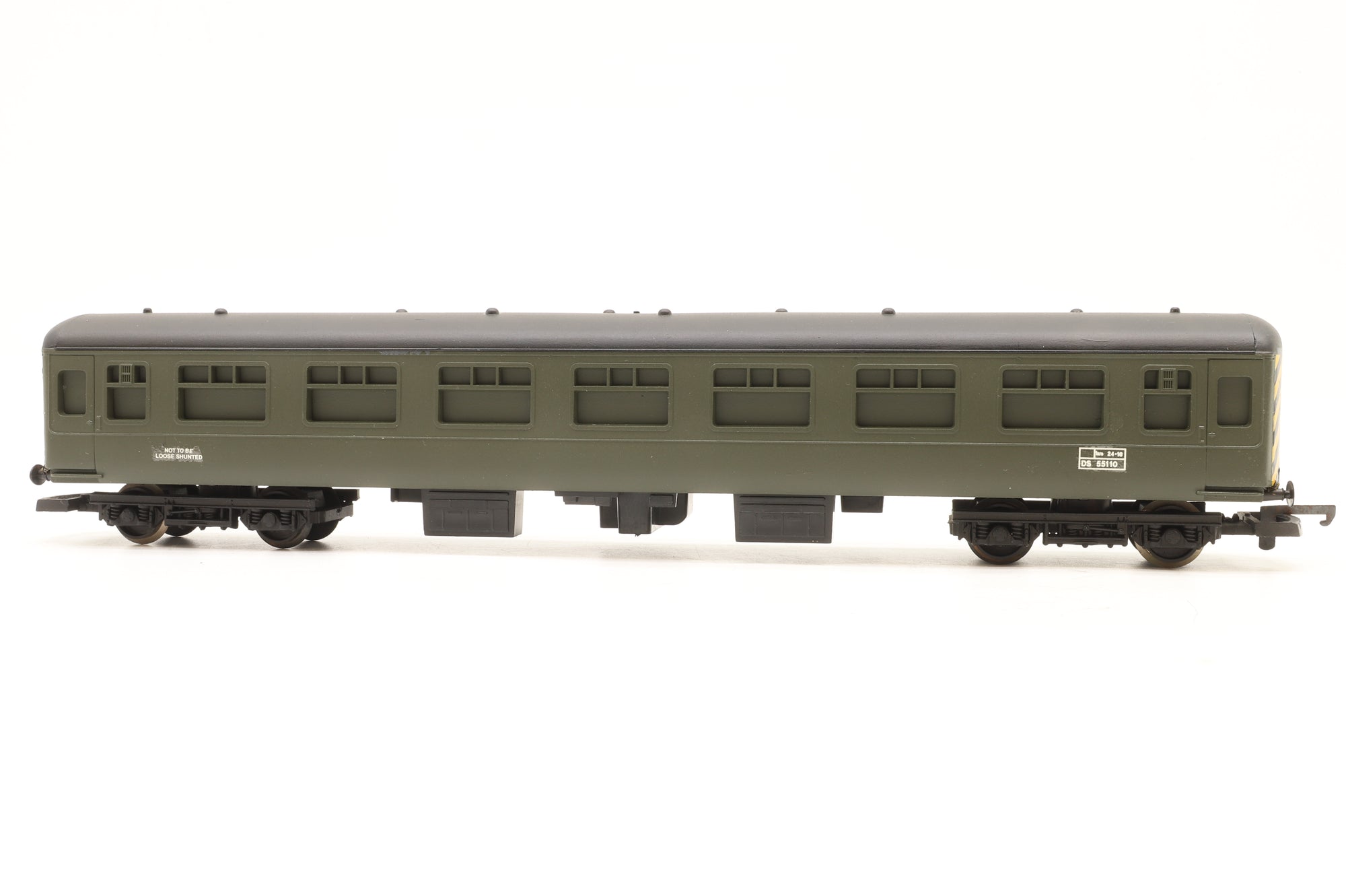 Custom OO Mk2 DS55110 in BR Departmental Olive w/ Wasp Stripes