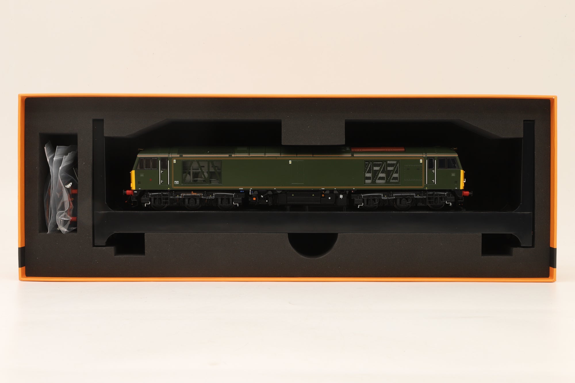 Cavalex OO CM-60081-GWR Class 60 60081 in Heritage GWR Green – DCC Sound