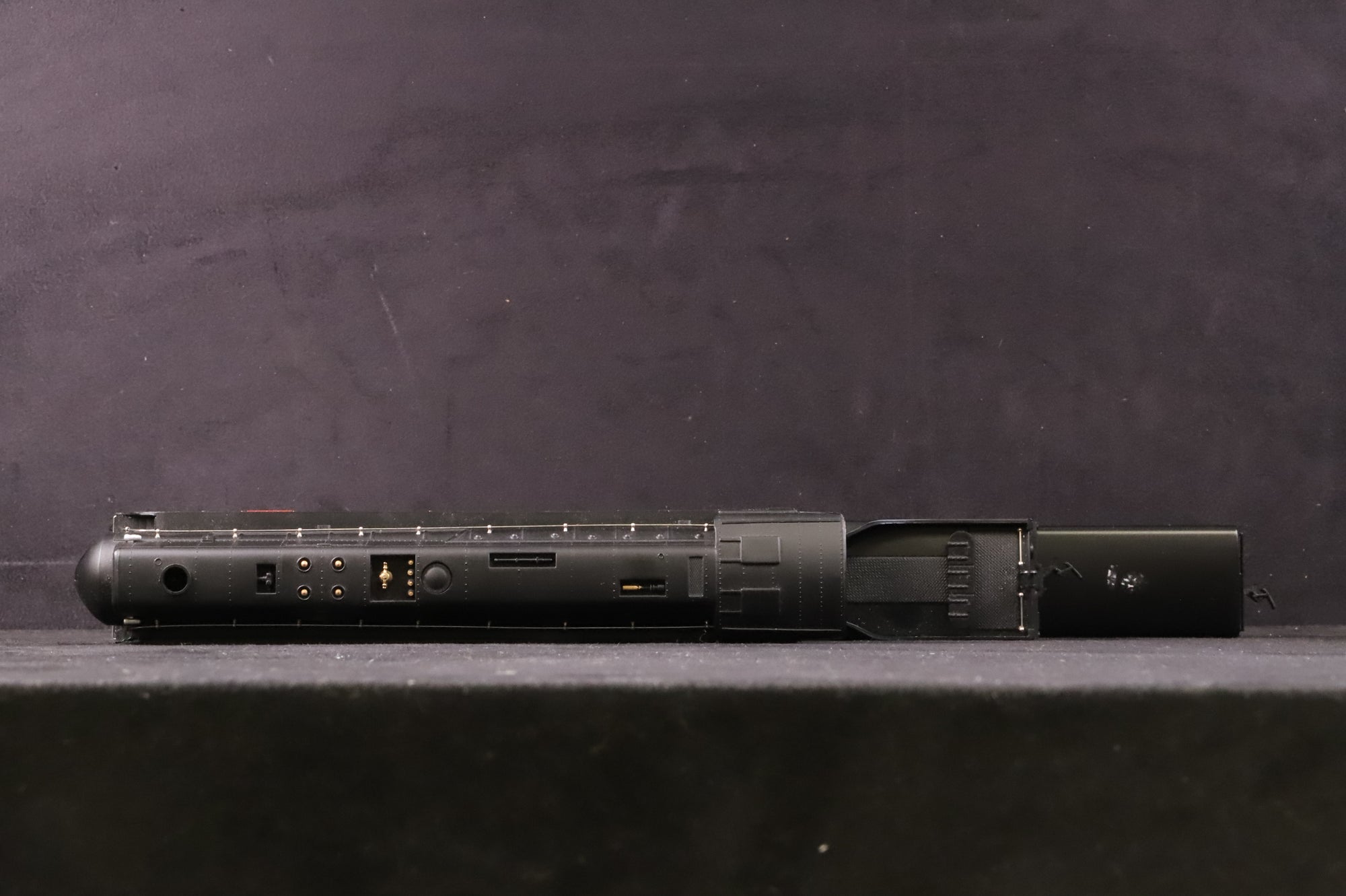 Bachmann HO 41-0678-A4 Norfolk & Western Class J Double Tender Train Pack