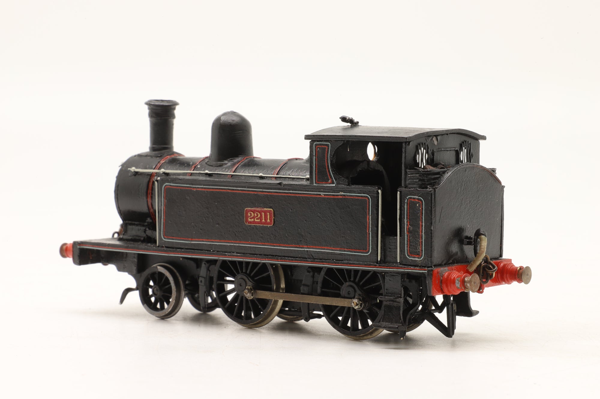 Kit Built OO LNWR Chopper Tank 2-4-0 '2211' LNWR Lined Black
